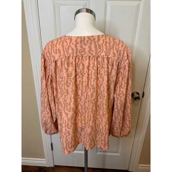 Elizabeth and James Light Pink & Brown Print Button-Up Blouse Shirt,  Size XXL - Picture 4 of 5